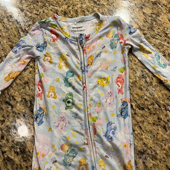 Posh peanut Care Bears - Picture 1 of 3